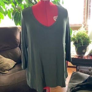 Woman’s long sleeve top
